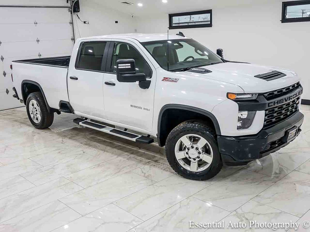 Photo 5 of this Chevrolet Silverado 2500HD