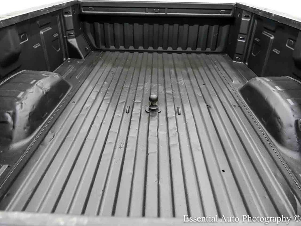 Photo 25 of this Chevrolet Silverado 2500HD