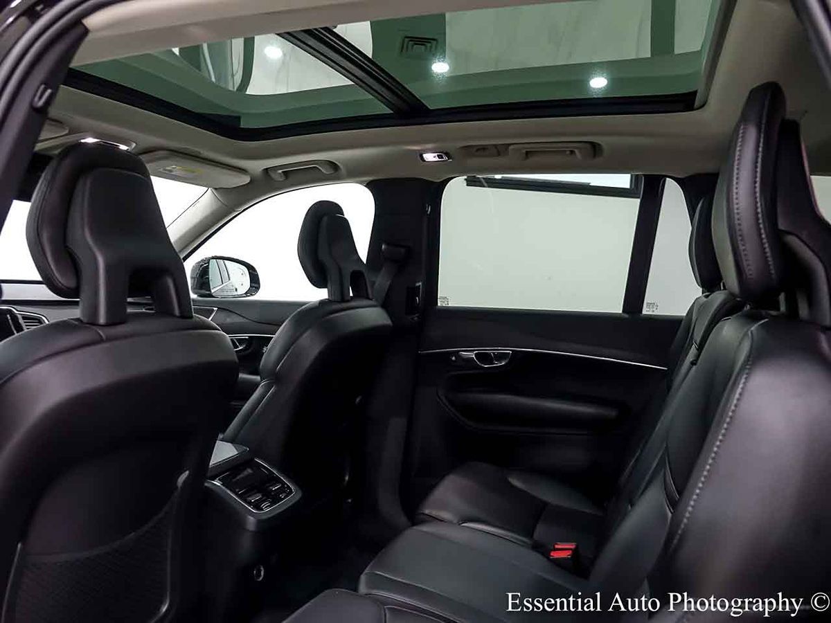 Photo 14 of this Volvo XC90