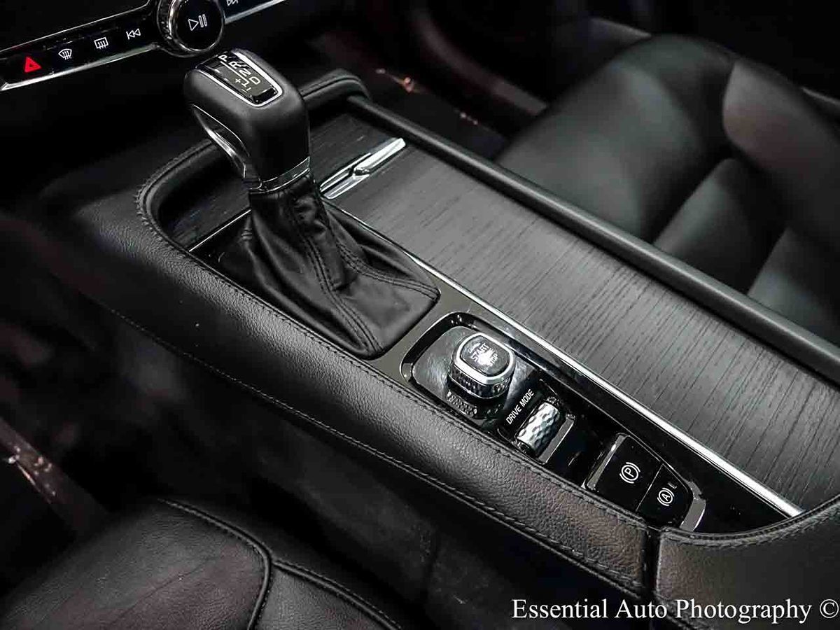 Photo 24 of this Volvo XC90
