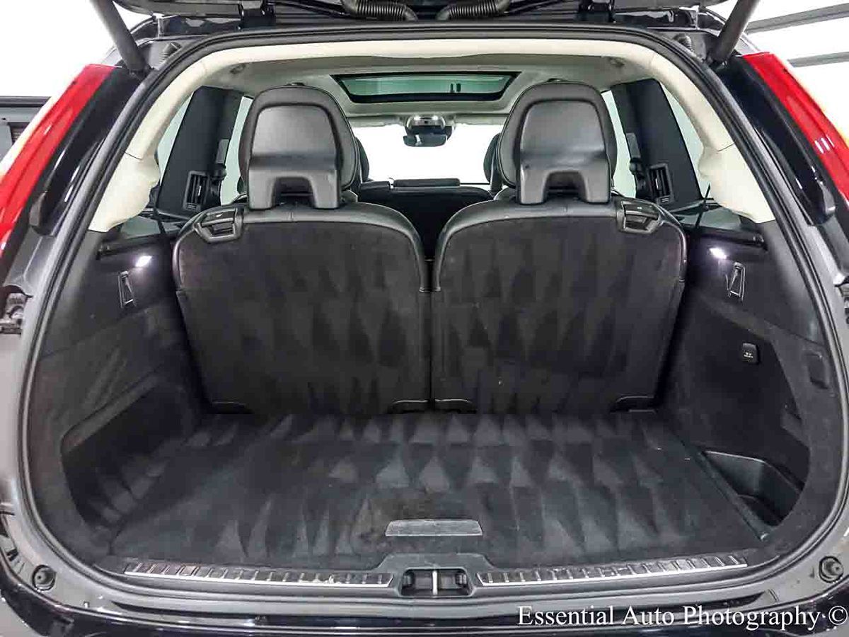 Photo 27 of this Volvo XC90