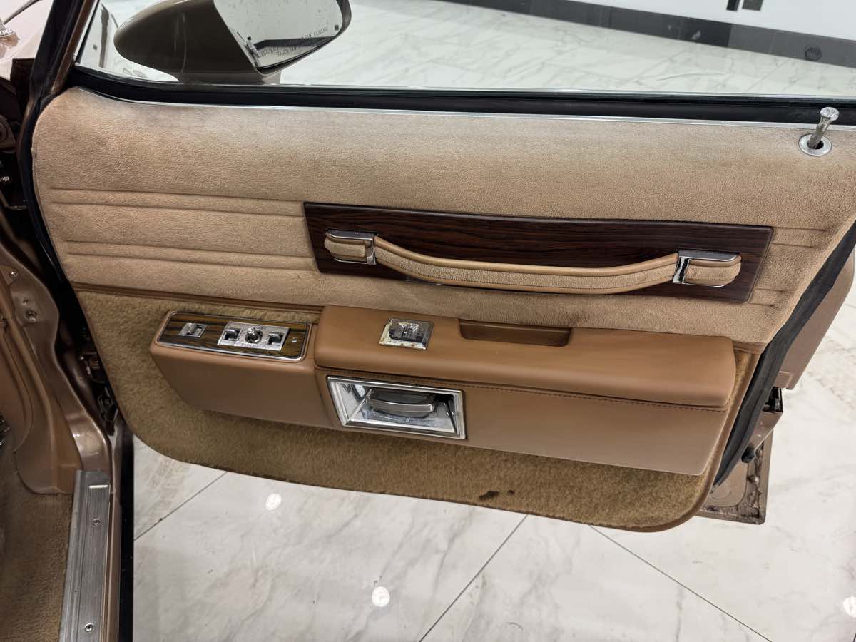 Photo 25 of this Chevrolet Caprice