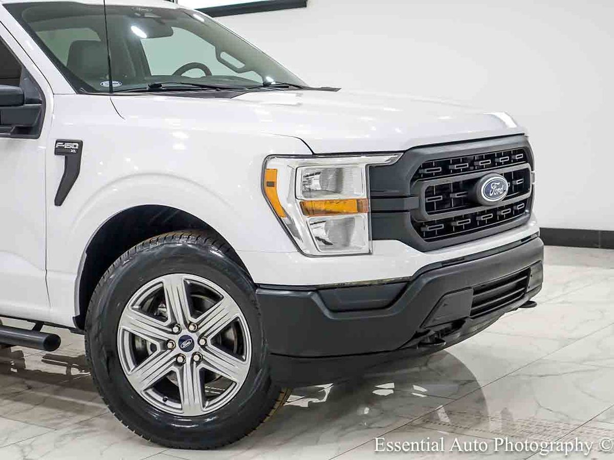 Photo 2 of this Ford F-150