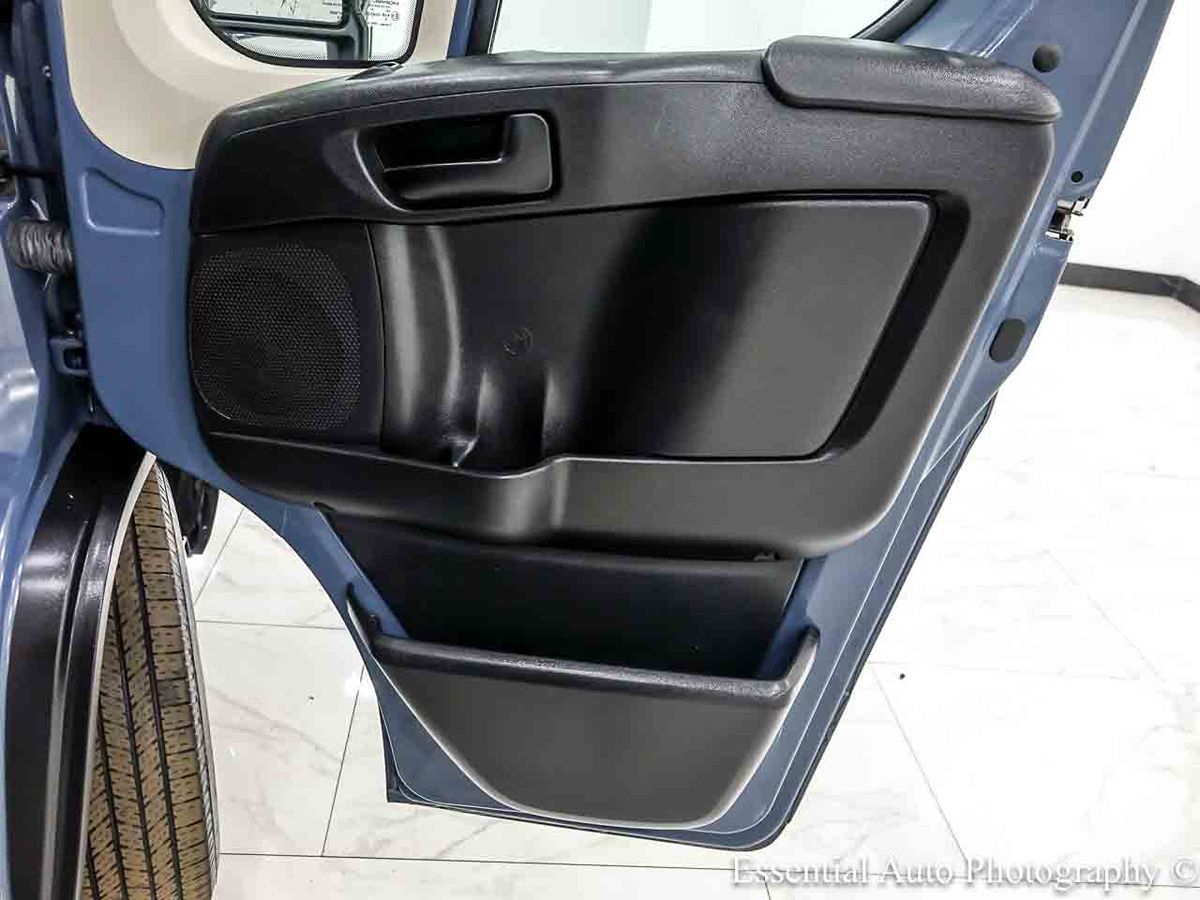 Photo 22 of this Ram ProMaster Cargo Van