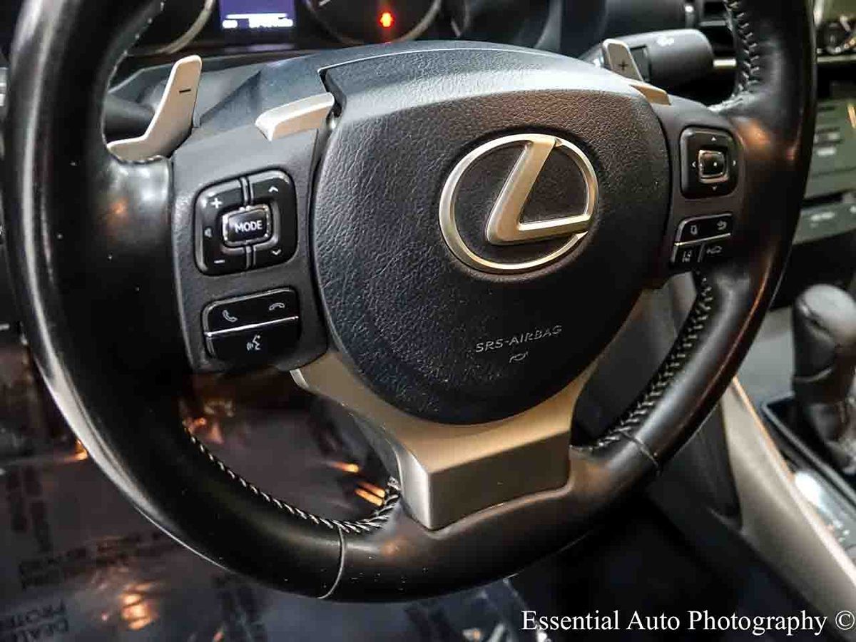 Photo 15 of this Lexus IS 300
