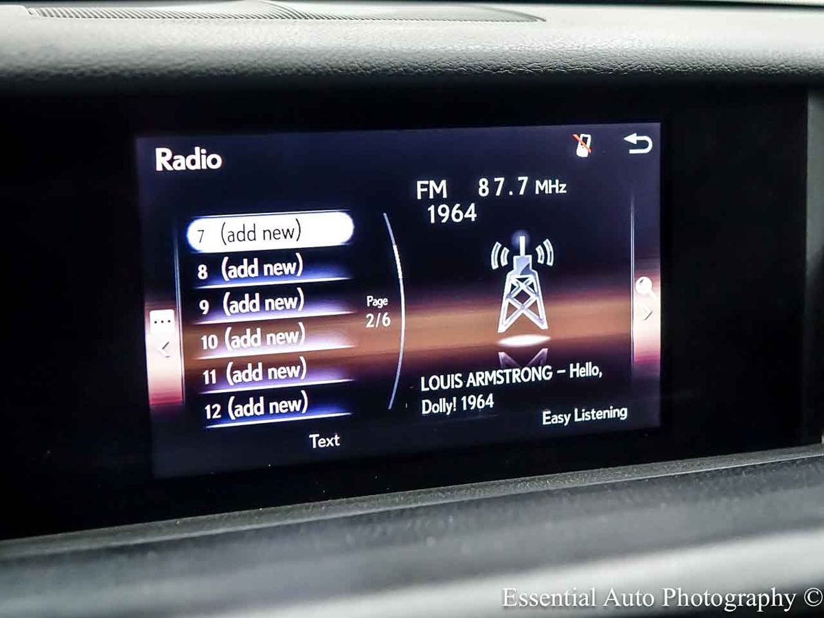 Photo 18 of this Lexus IS 300