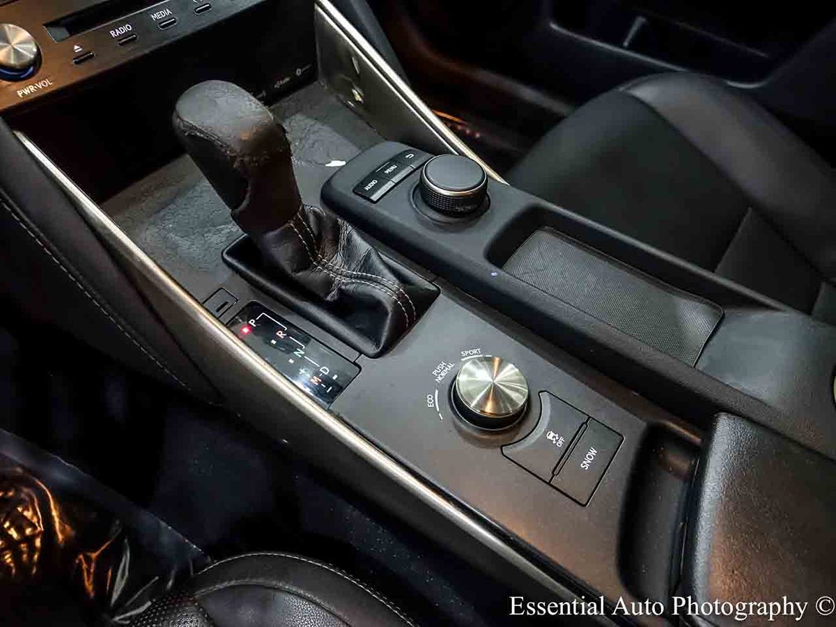Photo 21 of this Lexus IS 300