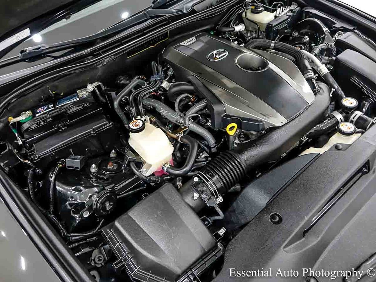 Photo 28 of this Lexus IS 300