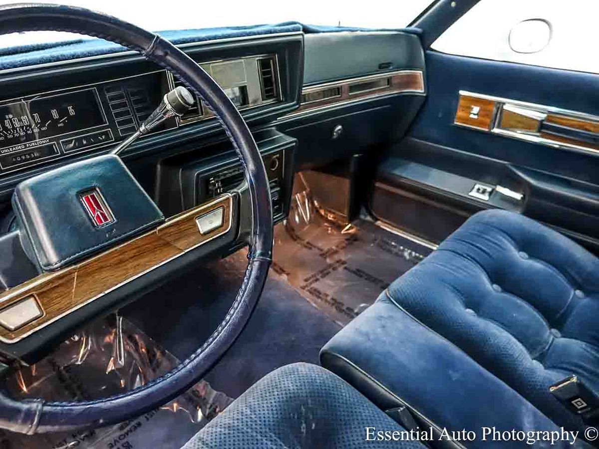 Photo 13 of this Oldsmobile Cutlass Supreme