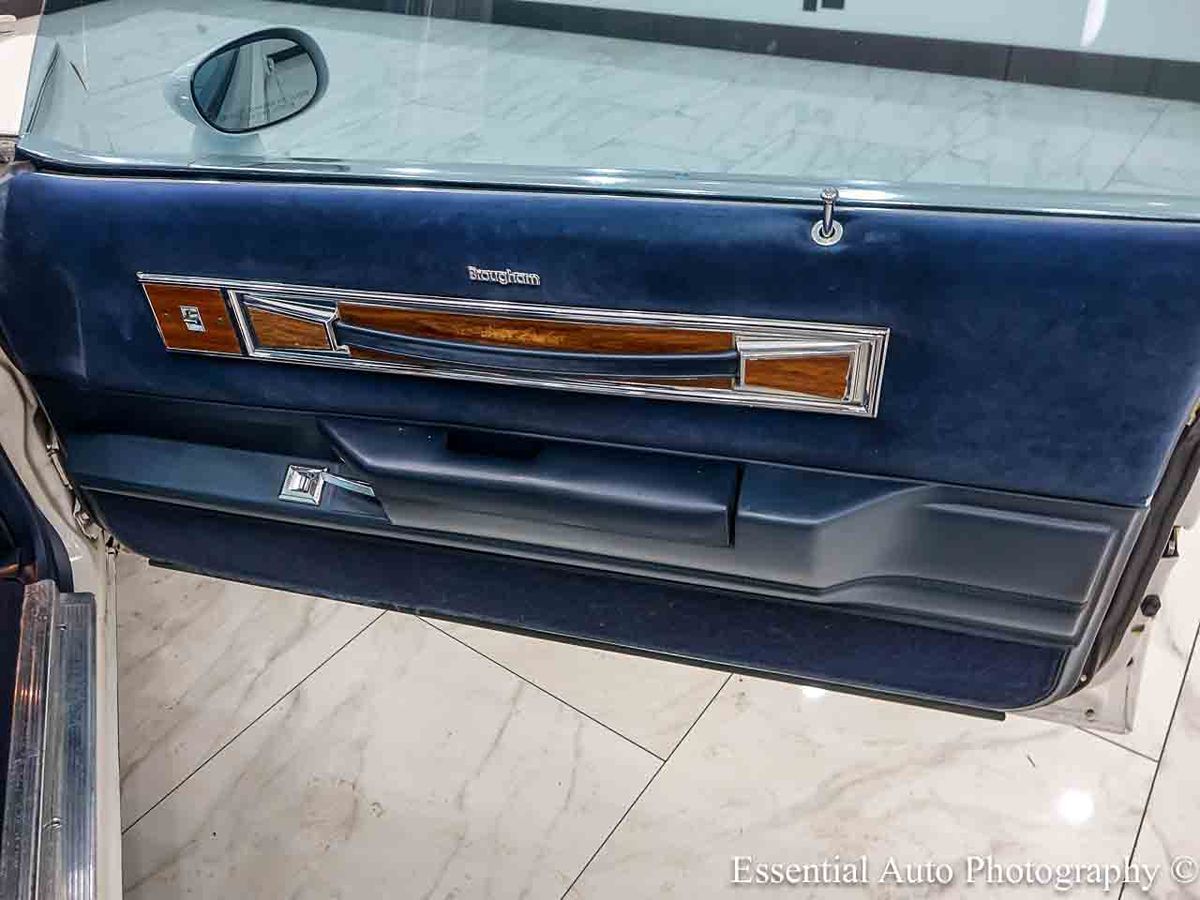 Photo 21 of this Oldsmobile Cutlass Supreme