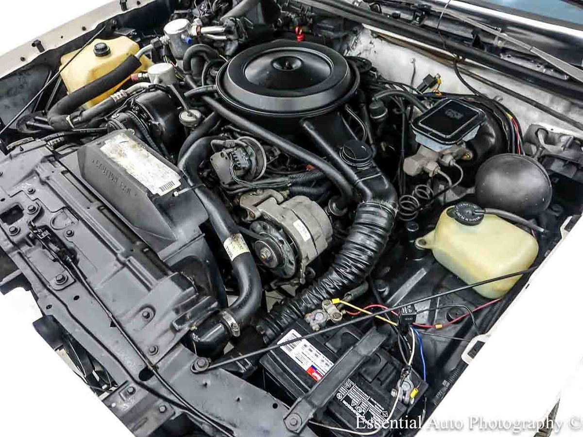 Photo 25 of this Oldsmobile Cutlass Supreme