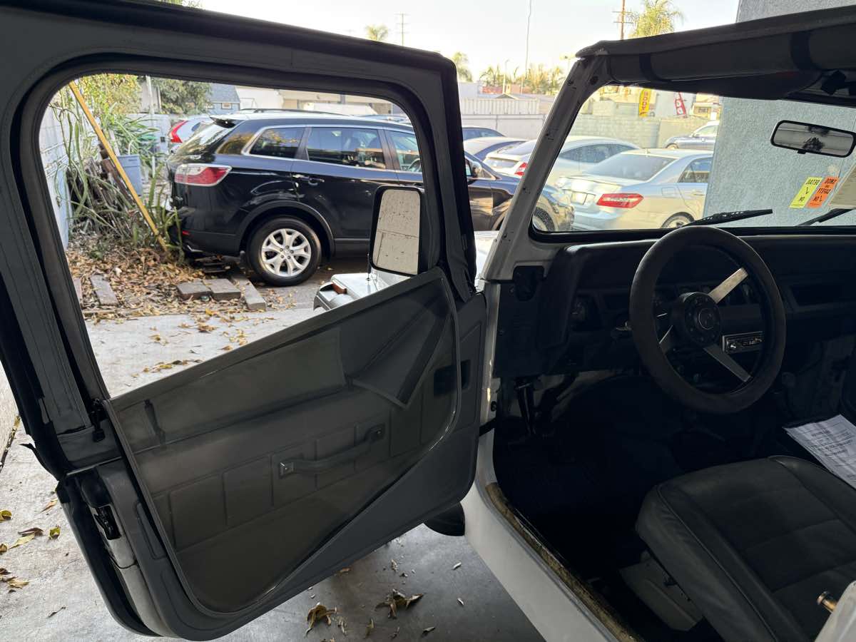 1988 Jeep Wrangler Two-Door Base photo 20