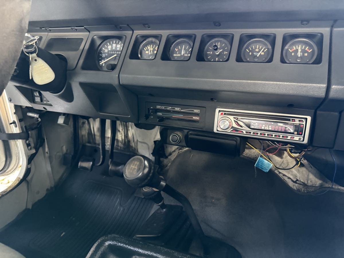 1988 Jeep Wrangler Two-Door Base photo 36