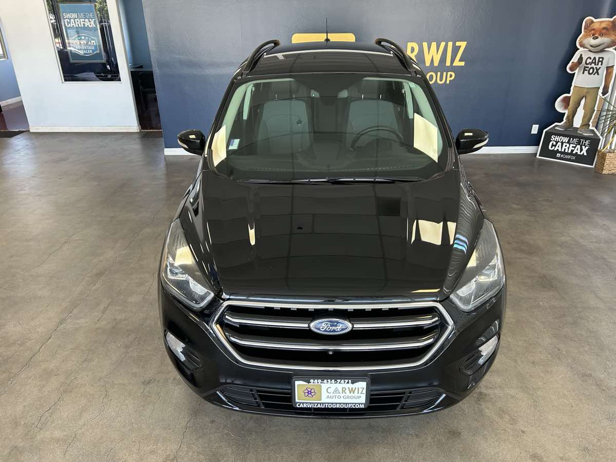 2017 Ford Escape Titanium photo 3
