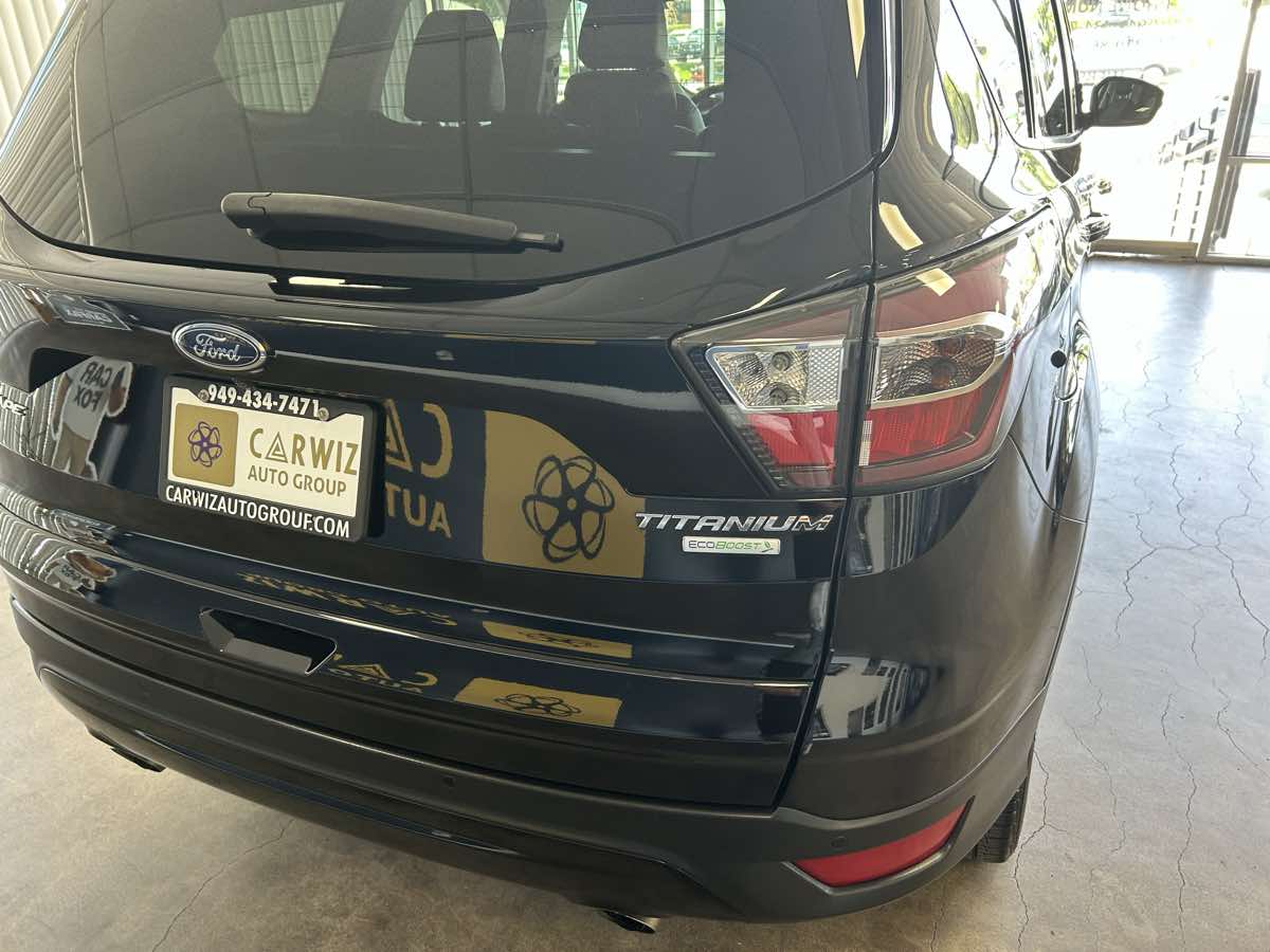 2017 Ford Escape Titanium photo 20