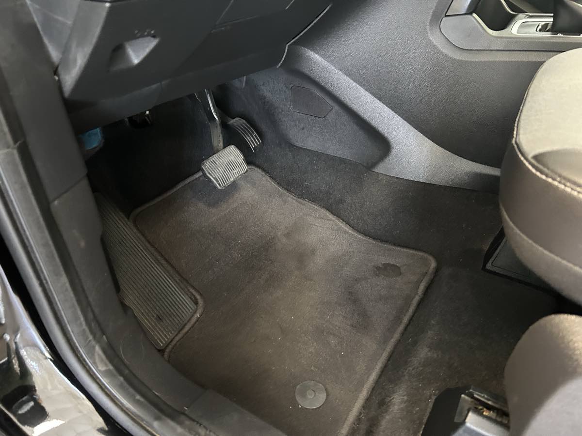 2017 Ford Escape Titanium photo 28