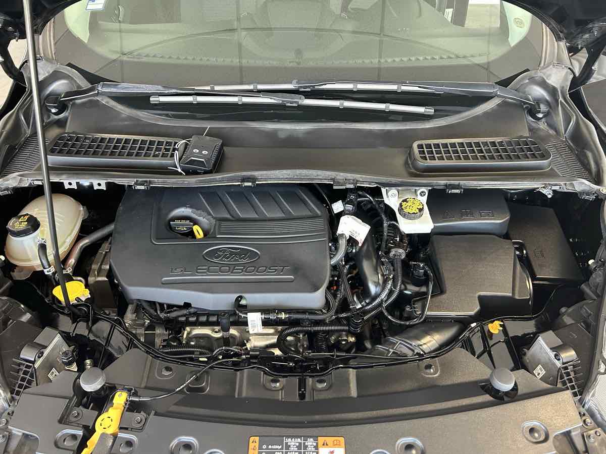 2017 Ford Escape Titanium photo 51