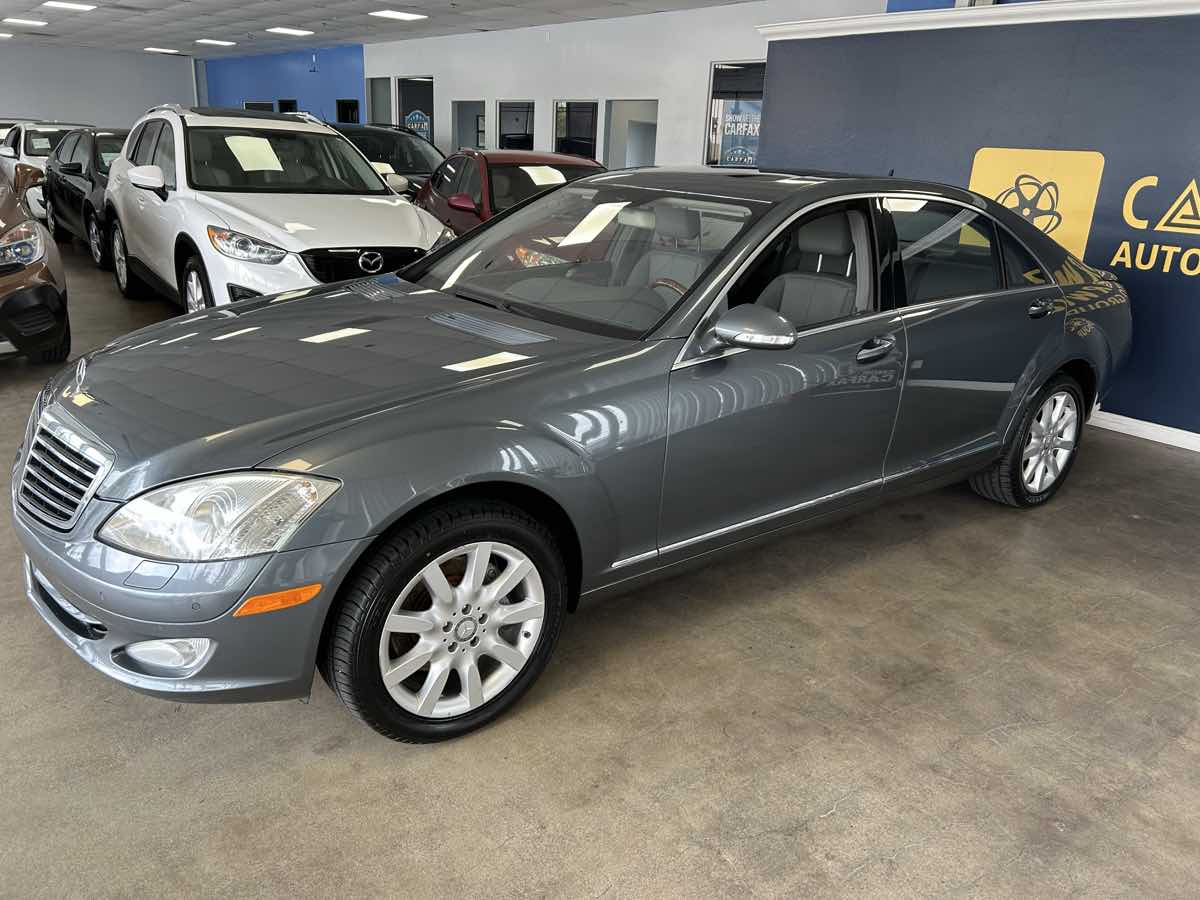 2008 Mercedes Benz S 550 photo 7