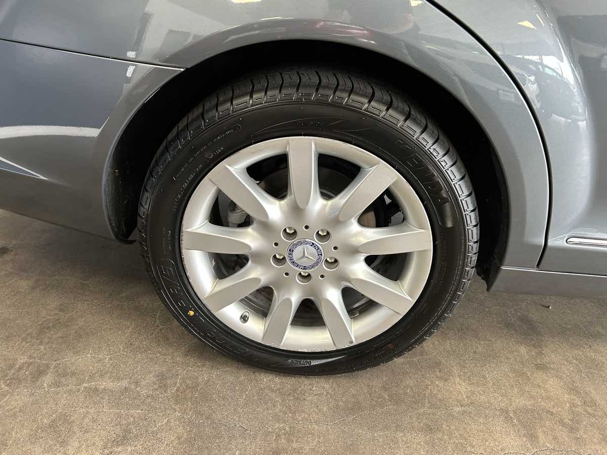 2008 Mercedes Benz S 550 photo 12