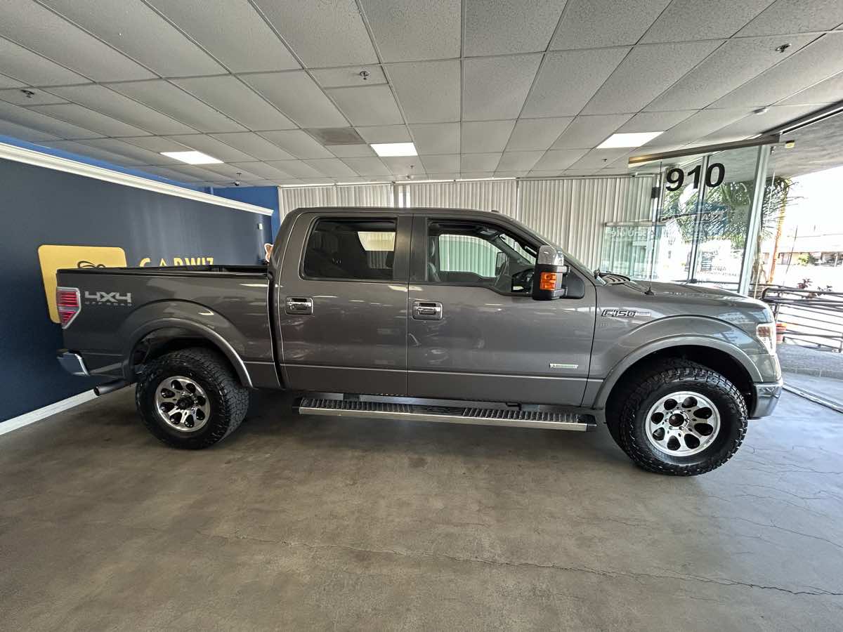2013 Ford F-150 Lariat photo 10