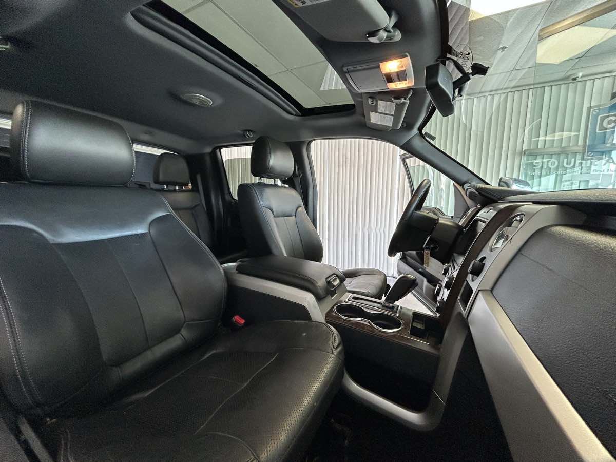 2013 Ford F-150 Lariat photo 19