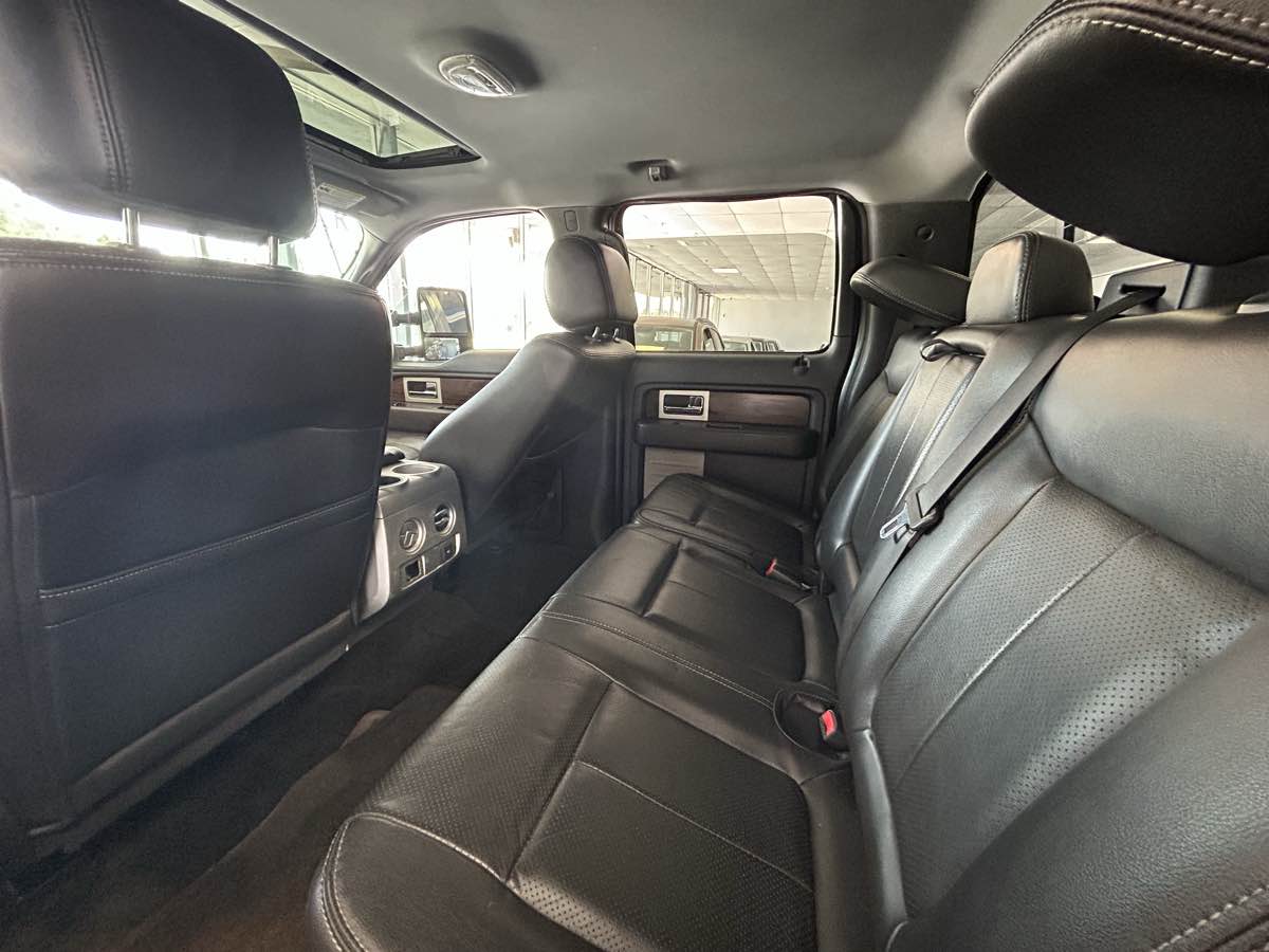 2013 Ford F-150 Lariat photo 31