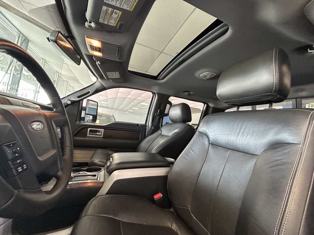 2013 Ford F-150 Lariat photo 33