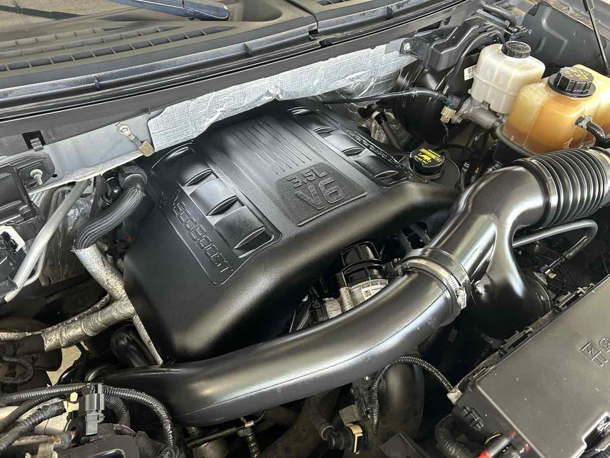 2013 Ford F-150 Lariat photo 58