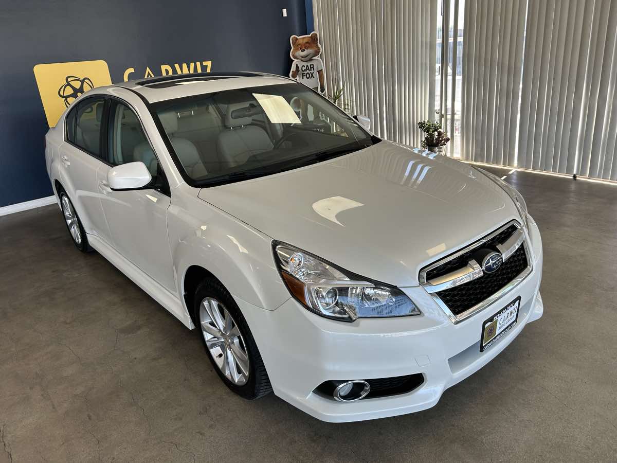 2013 Subaru Legacy 2.5i Limited photo 4