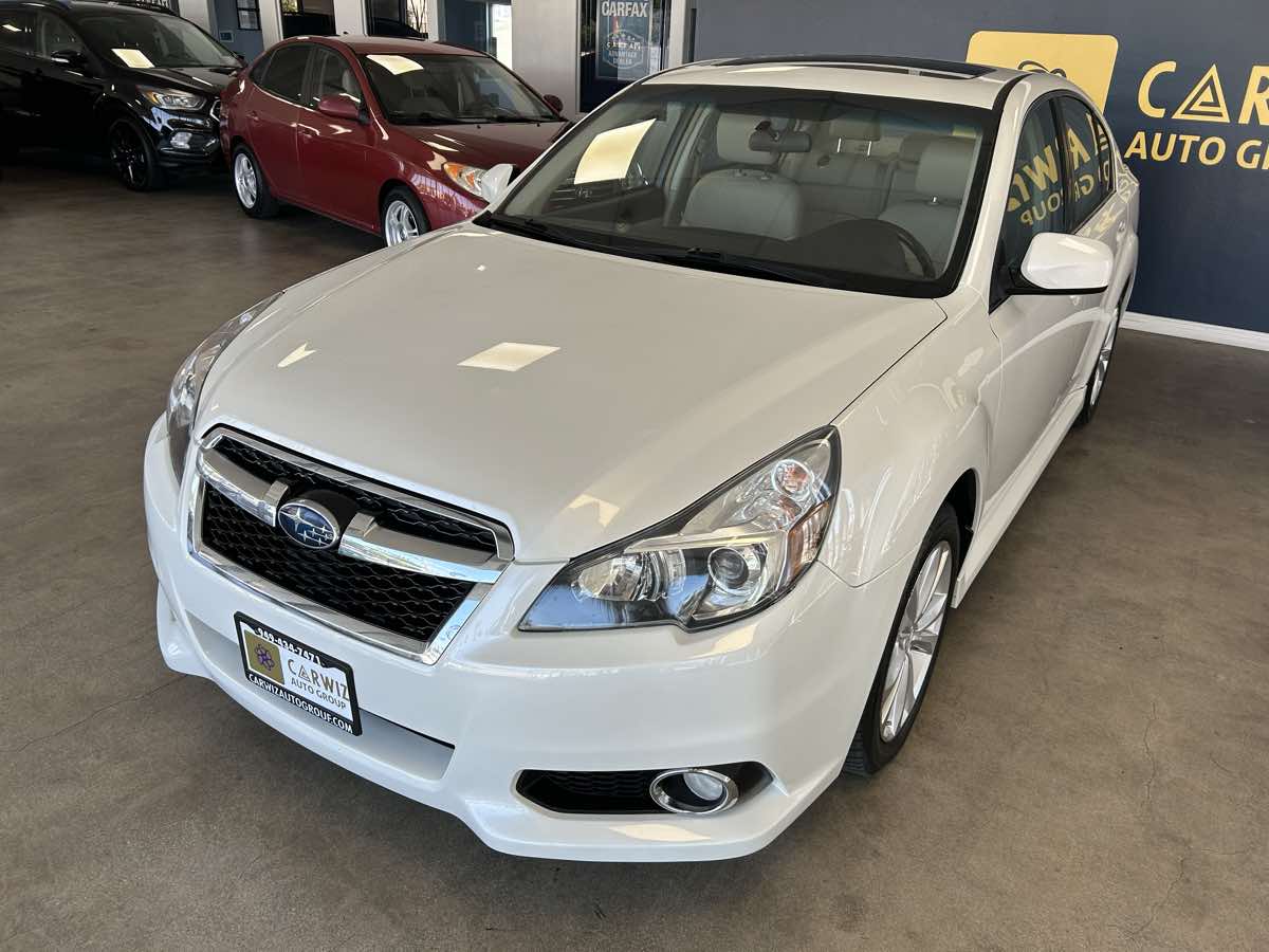 2013 Subaru Legacy 2.5i Limited photo 6