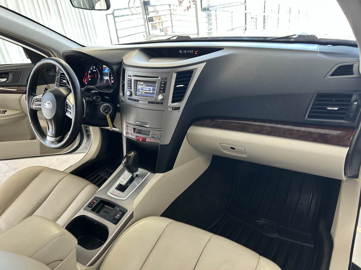 2013 Subaru Legacy 2.5i Limited photo 55