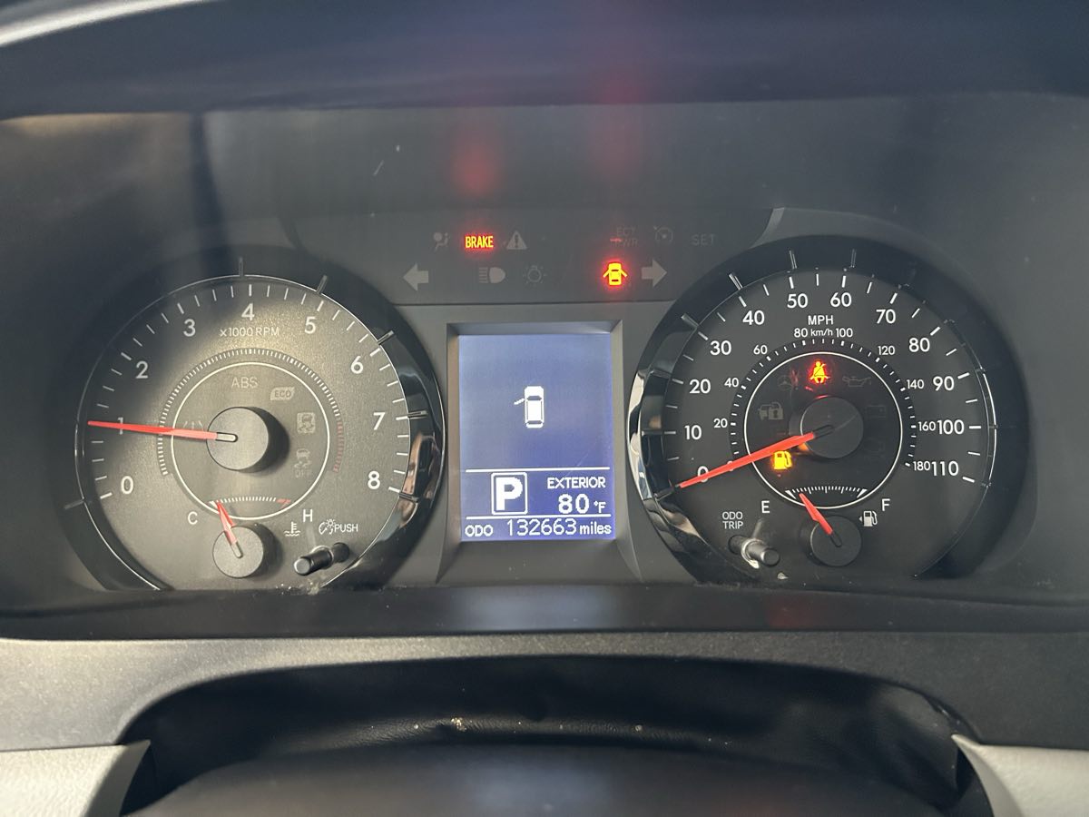2017 Toyota Sienna LE photo 31
