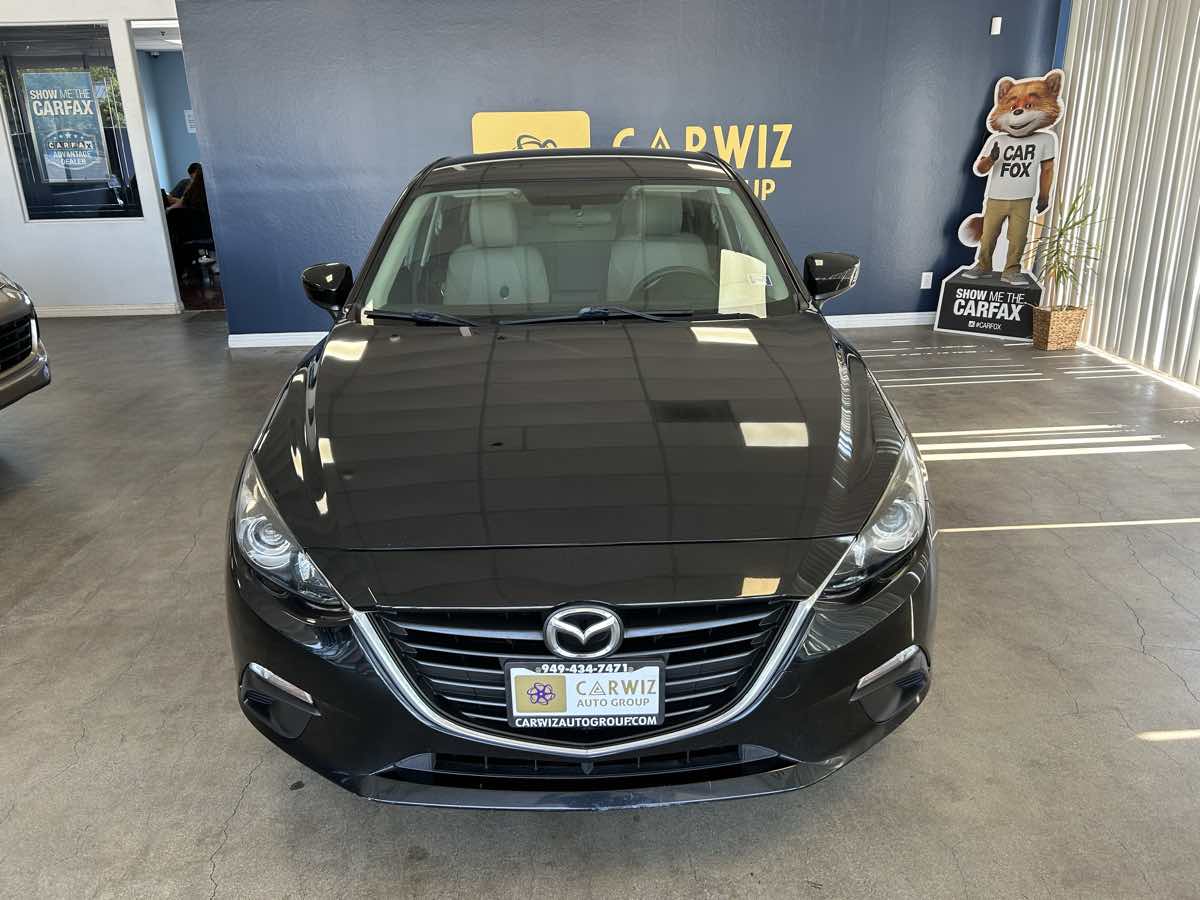 2014 Mazda Mazda3 i Sport photo 2