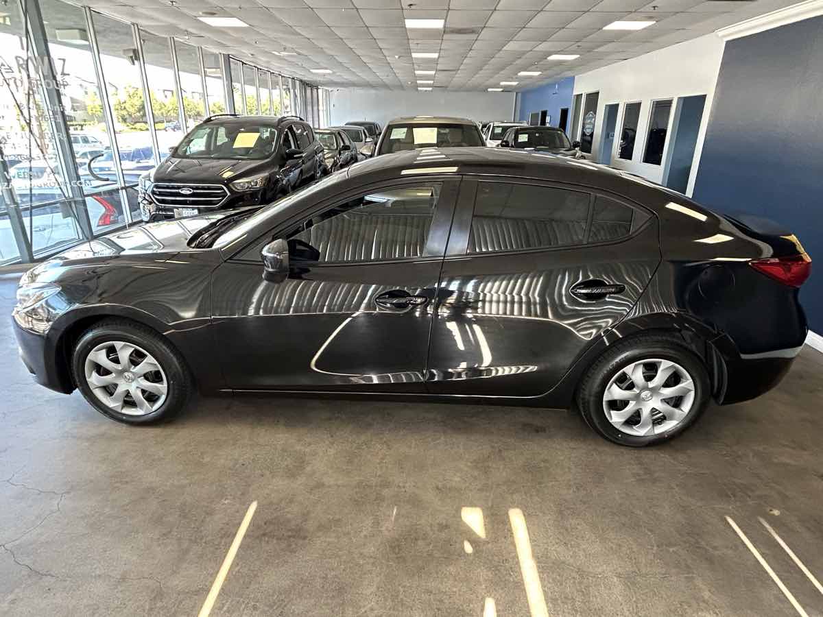 2014 Mazda Mazda3 i Sport photo 8