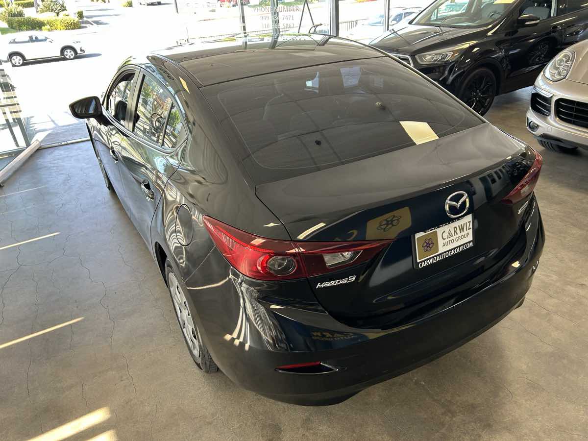 2014 Mazda Mazda3 i Sport photo 16