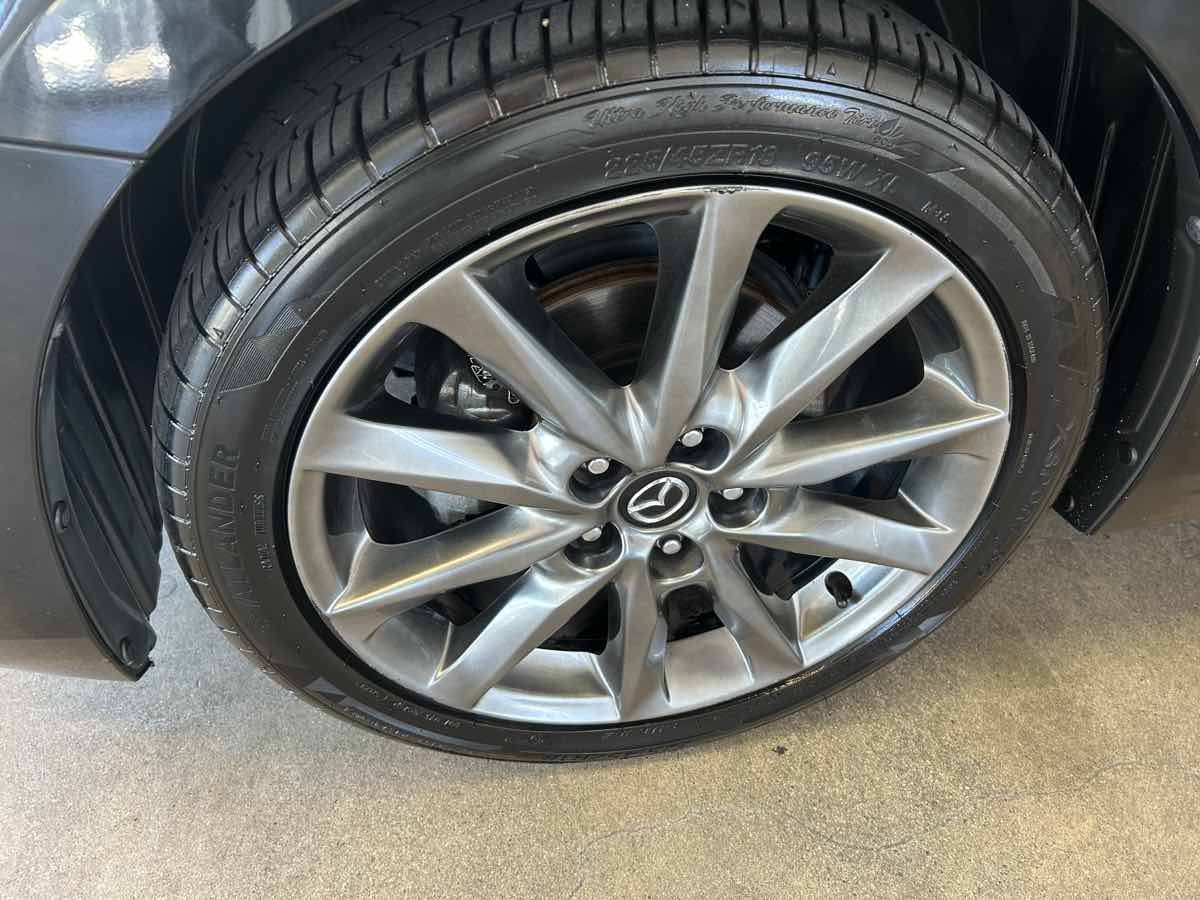 2018 Mazda Mazda3 Touring photo 6