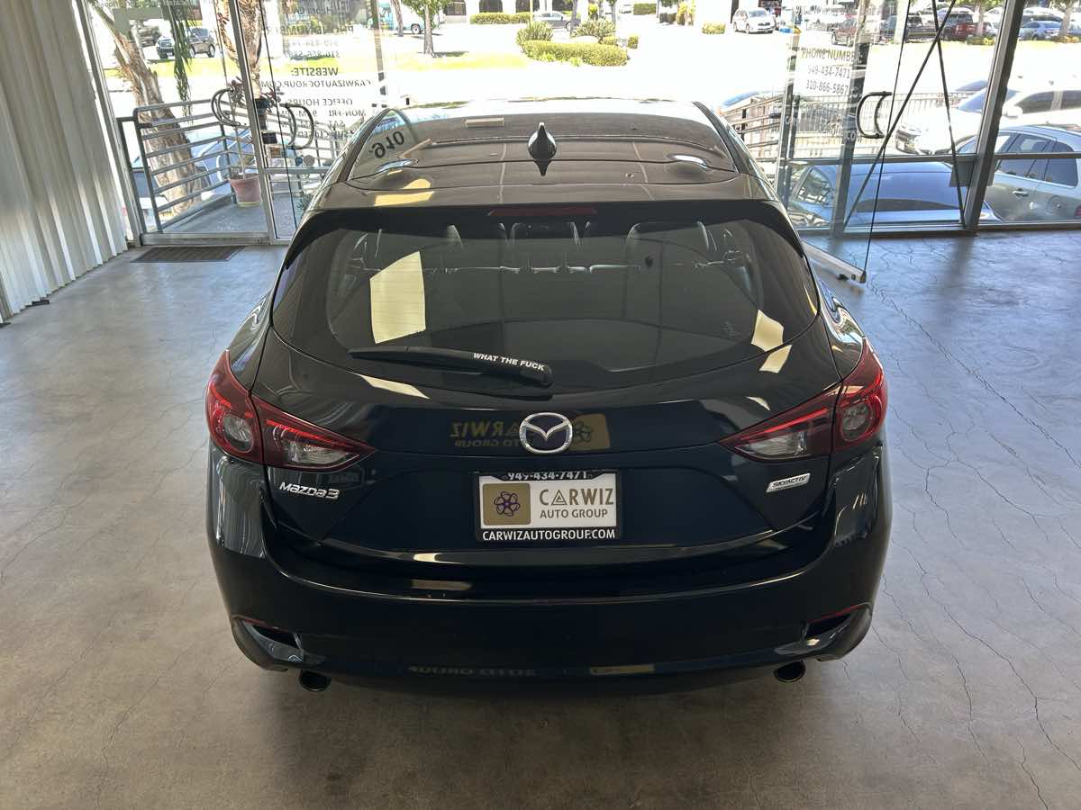 2018 Mazda Mazda3 Touring photo 10