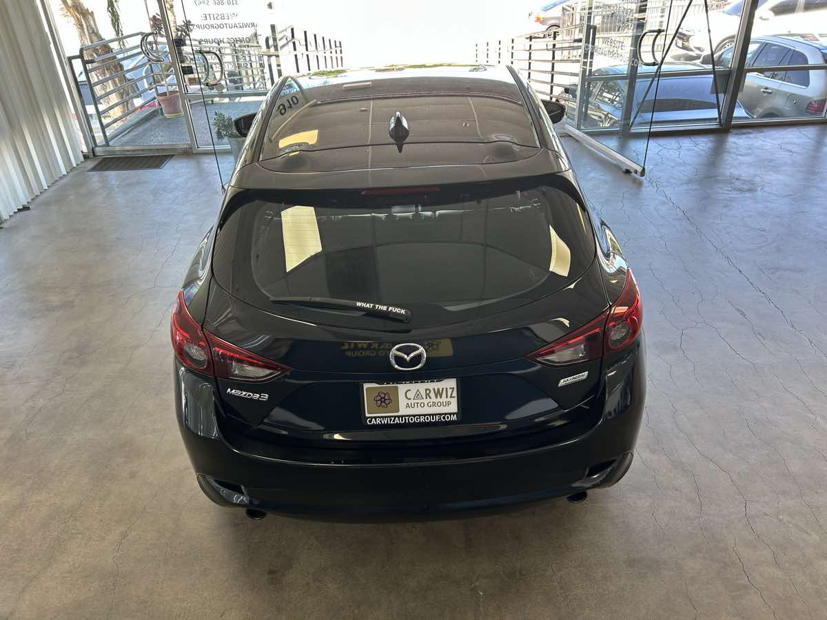 2018 Mazda Mazda3 Touring photo 11