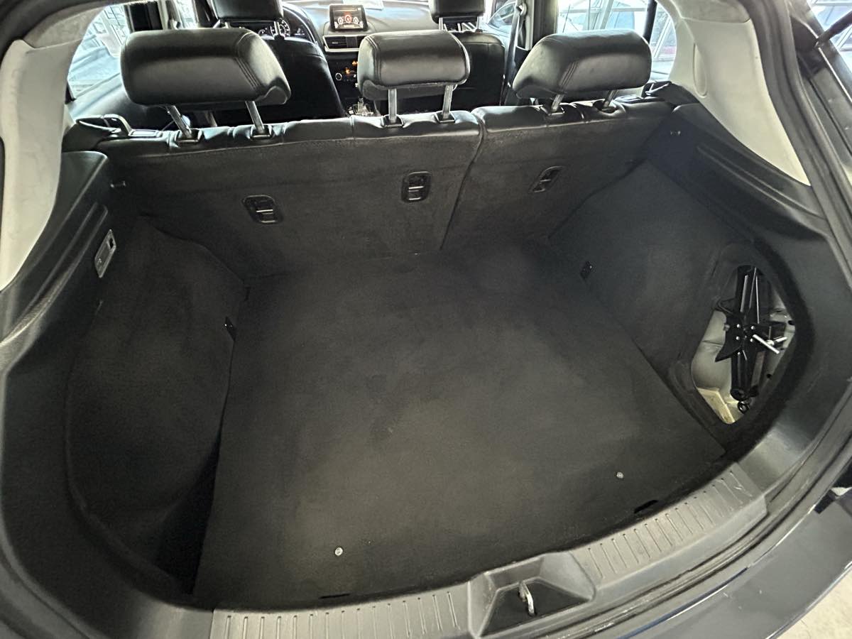 2018 Mazda Mazda3 Touring photo 18