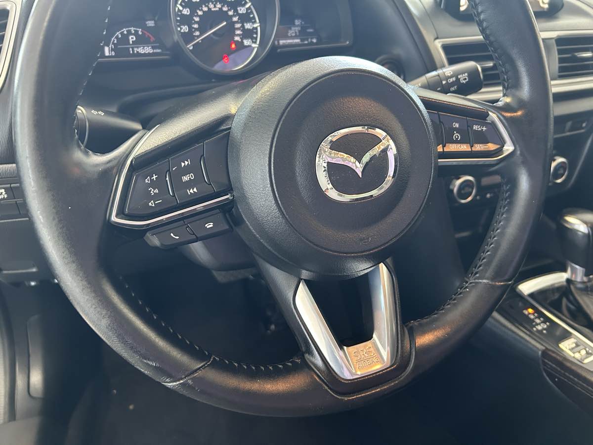 2018 Mazda Mazda3 Touring photo 30