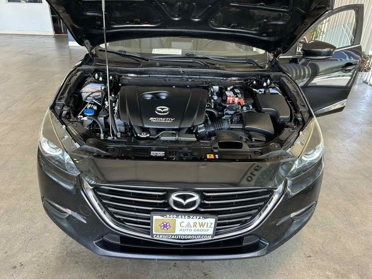 2018 Mazda Mazda3 Touring photo 51