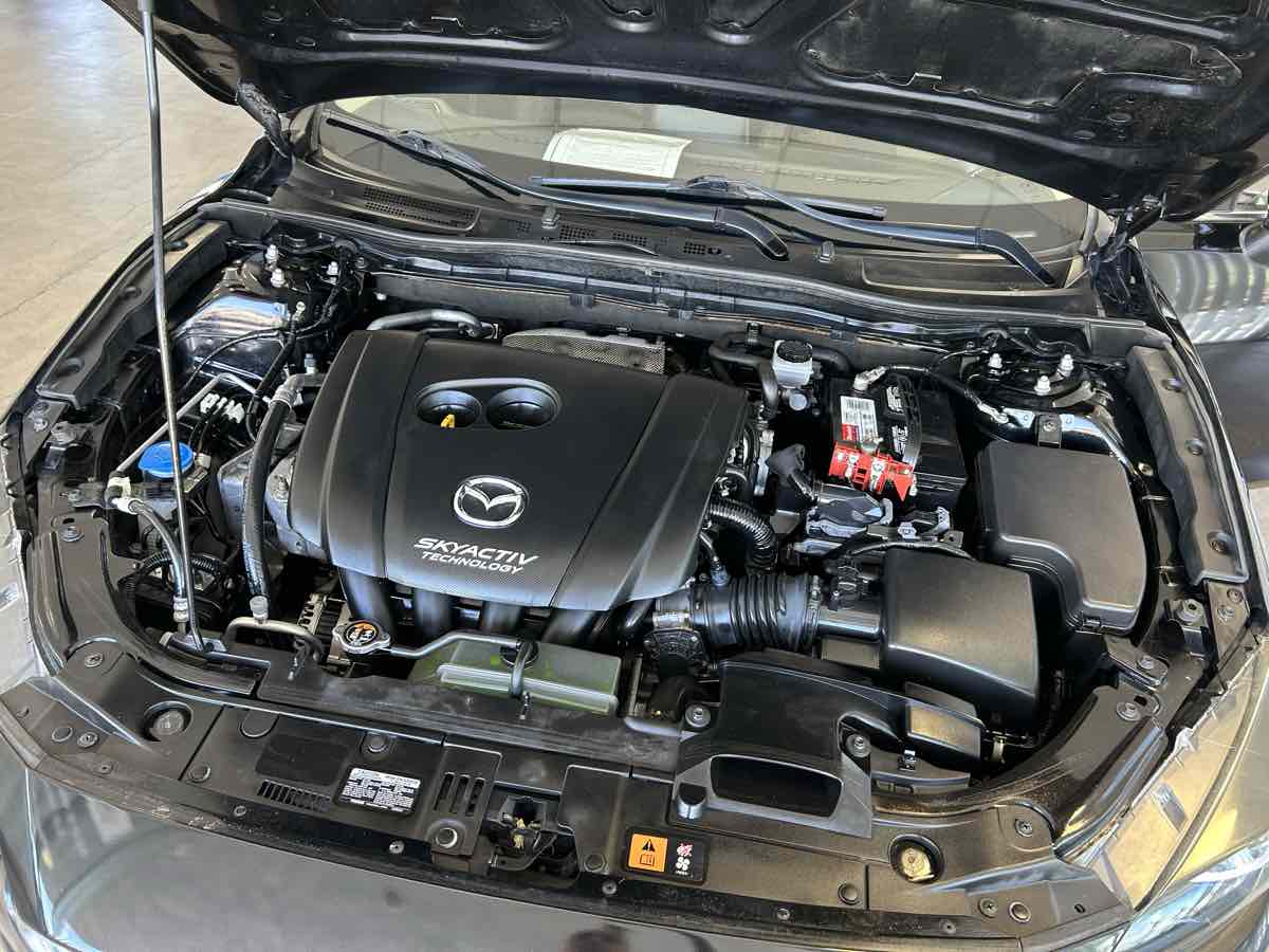 2018 Mazda Mazda3 Touring photo 52