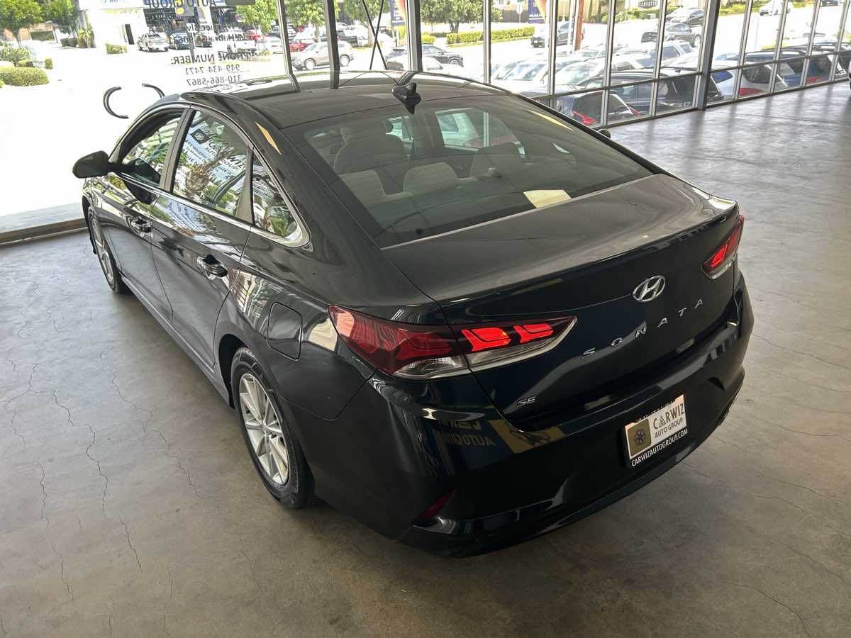 2018 Hyundai Sonata SE Eco photo 10