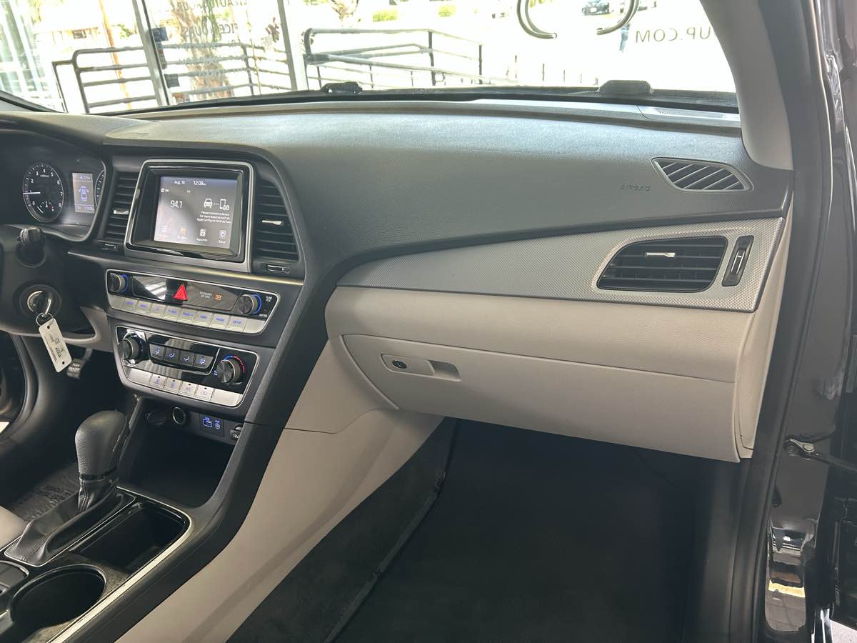 2018 Hyundai Sonata SE Eco photo 33