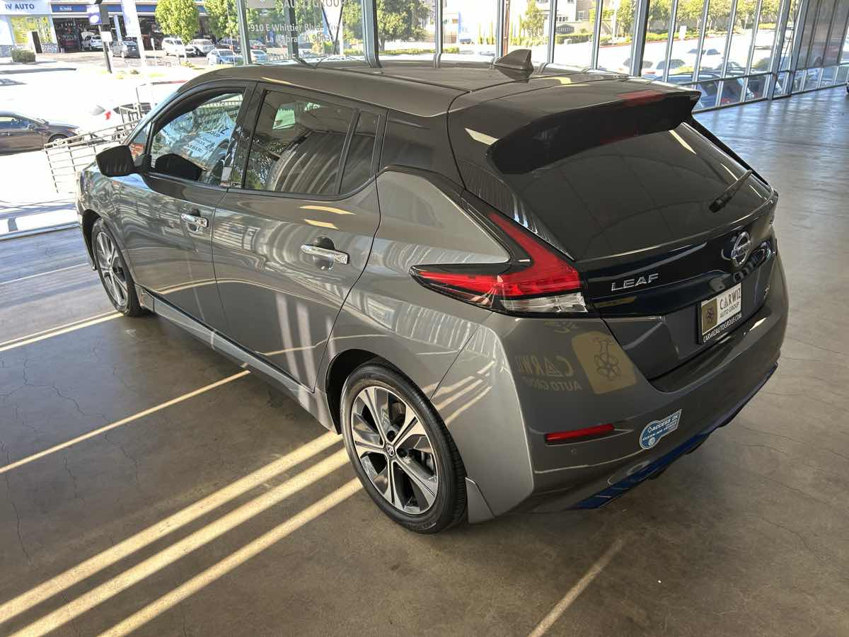 2021 Nissan Leaf SL Plus photo 19