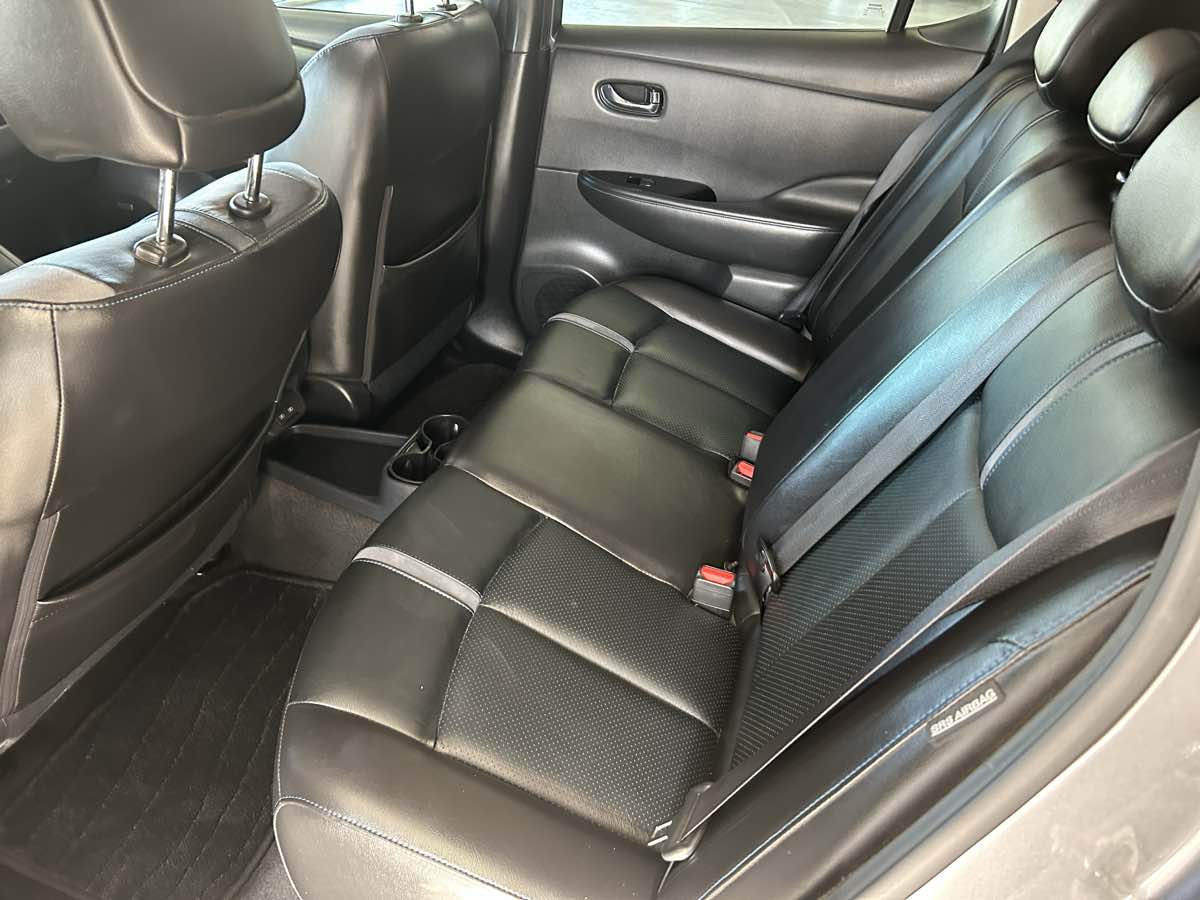 2021 Nissan Leaf SL Plus photo 40