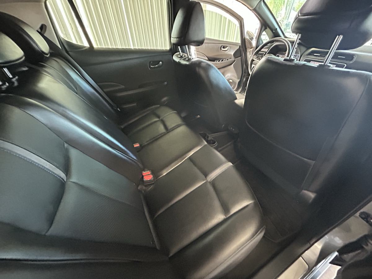 2021 Nissan Leaf SL Plus photo 43