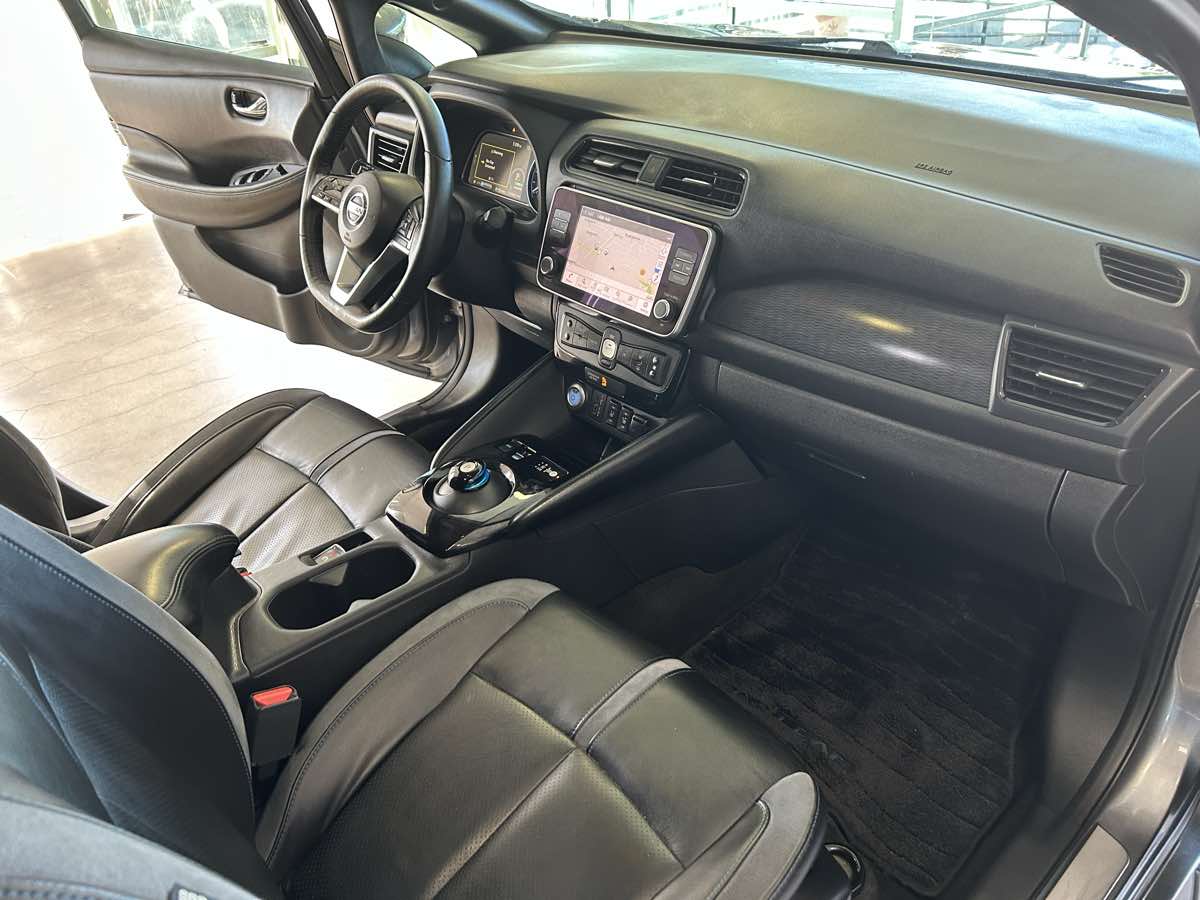 2021 Nissan Leaf SL Plus photo 46