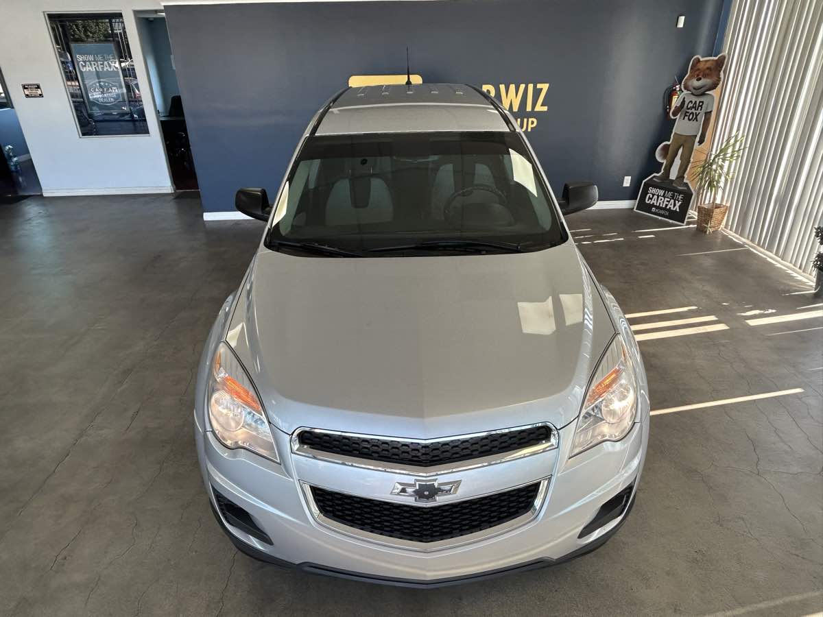 2012 Chevrolet Equinox LS photo 2