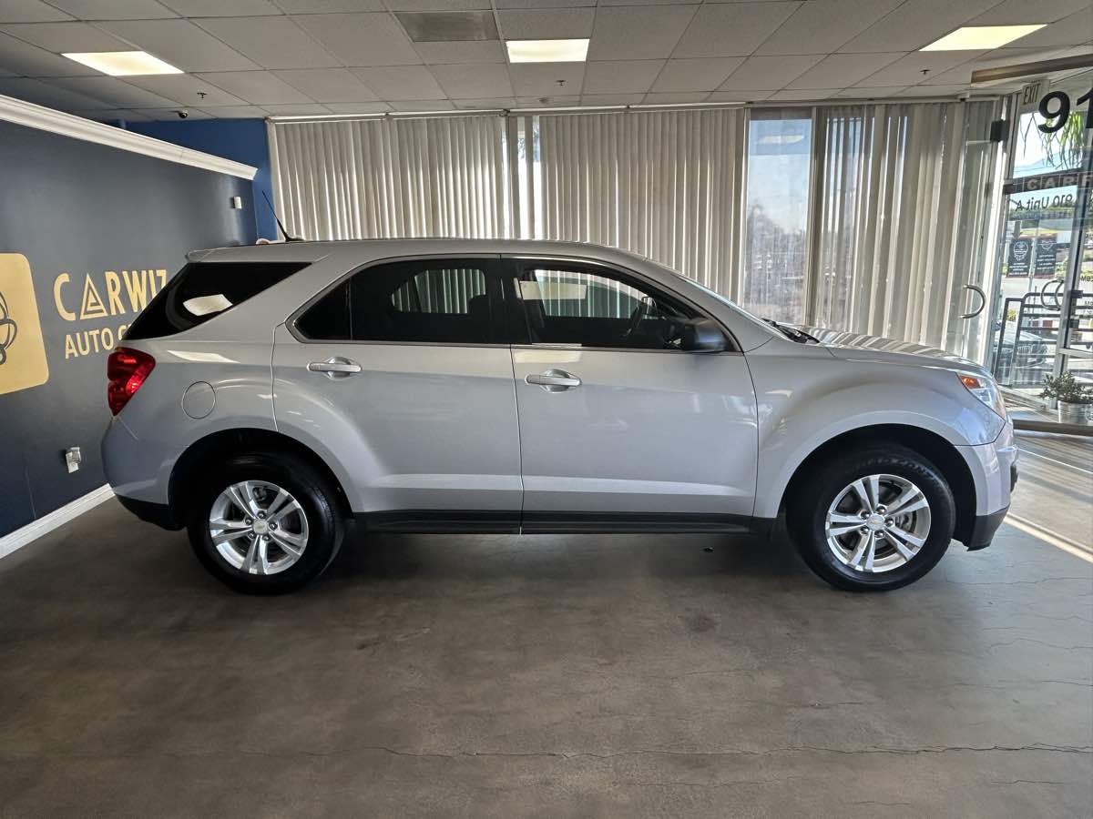 2012 Chevrolet Equinox LS photo 7